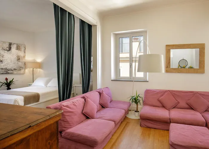 The Right Place 4U Mario De Fiori Apartment