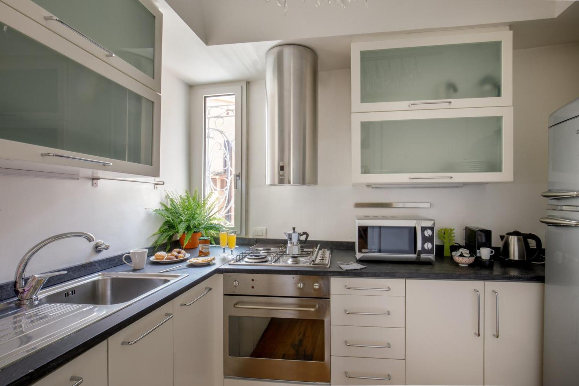 Appartement Spanish Step Rooftop Boutique